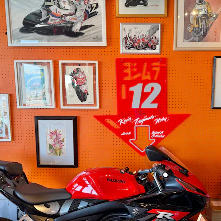 【横須賀】伝説のバイクレーサー辻本聡さんが語るバイク愛と絶景カフェ Cafe PILOTA MOTO